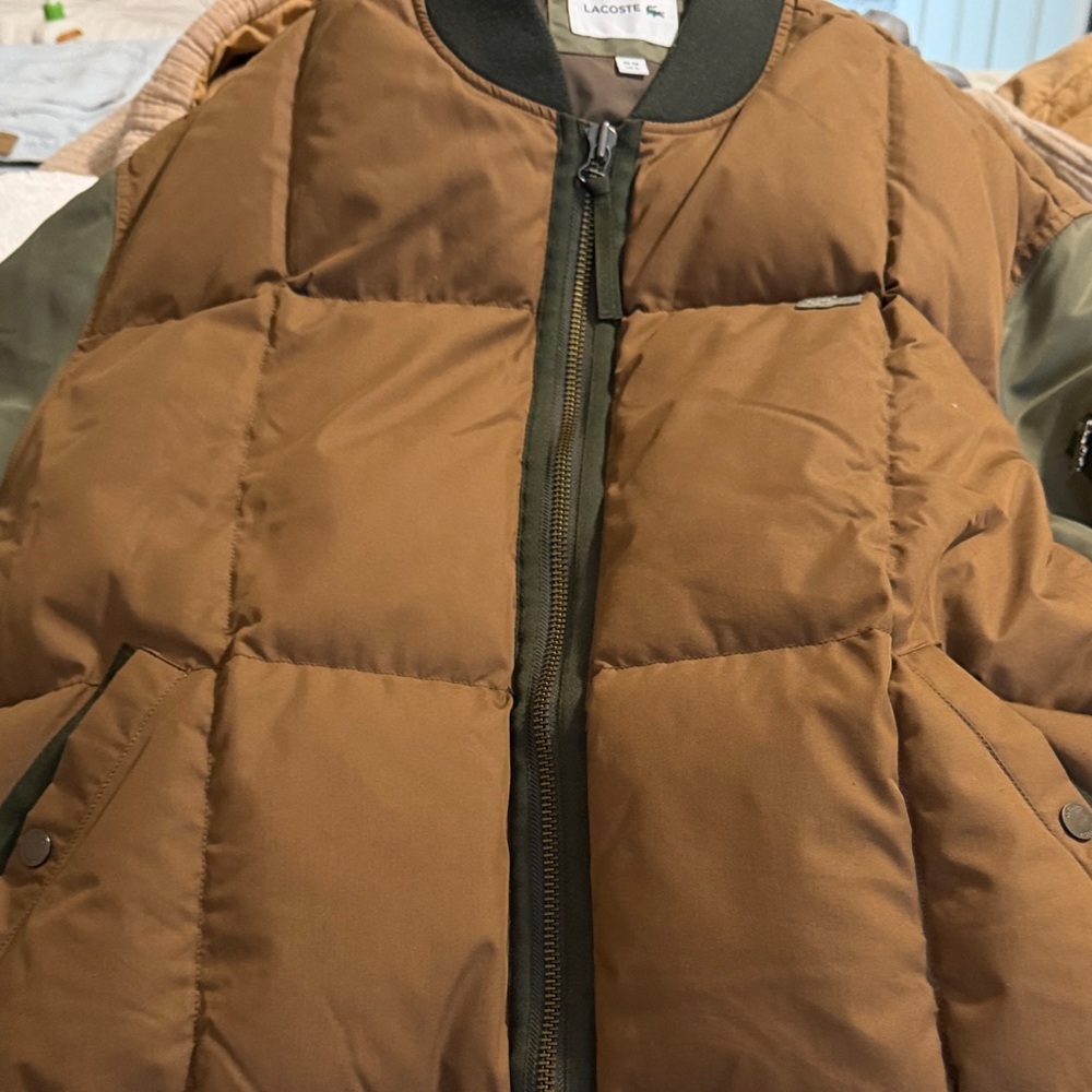Lacoste Men's Colorblock Puffer Bomber Jacket - Brown/Olive - Picture 6 of 8